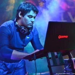 DJ Blue Minded Child
 \\ Club \\ Wedding \\ Private Events