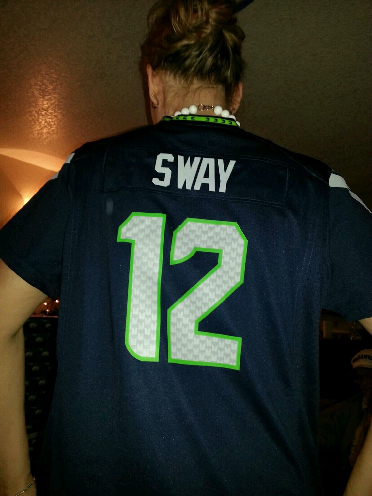 hanson_lydia's profile picture. 12th Man, Parental unit, free lance smart ass, and ocassionaly responsible adult.