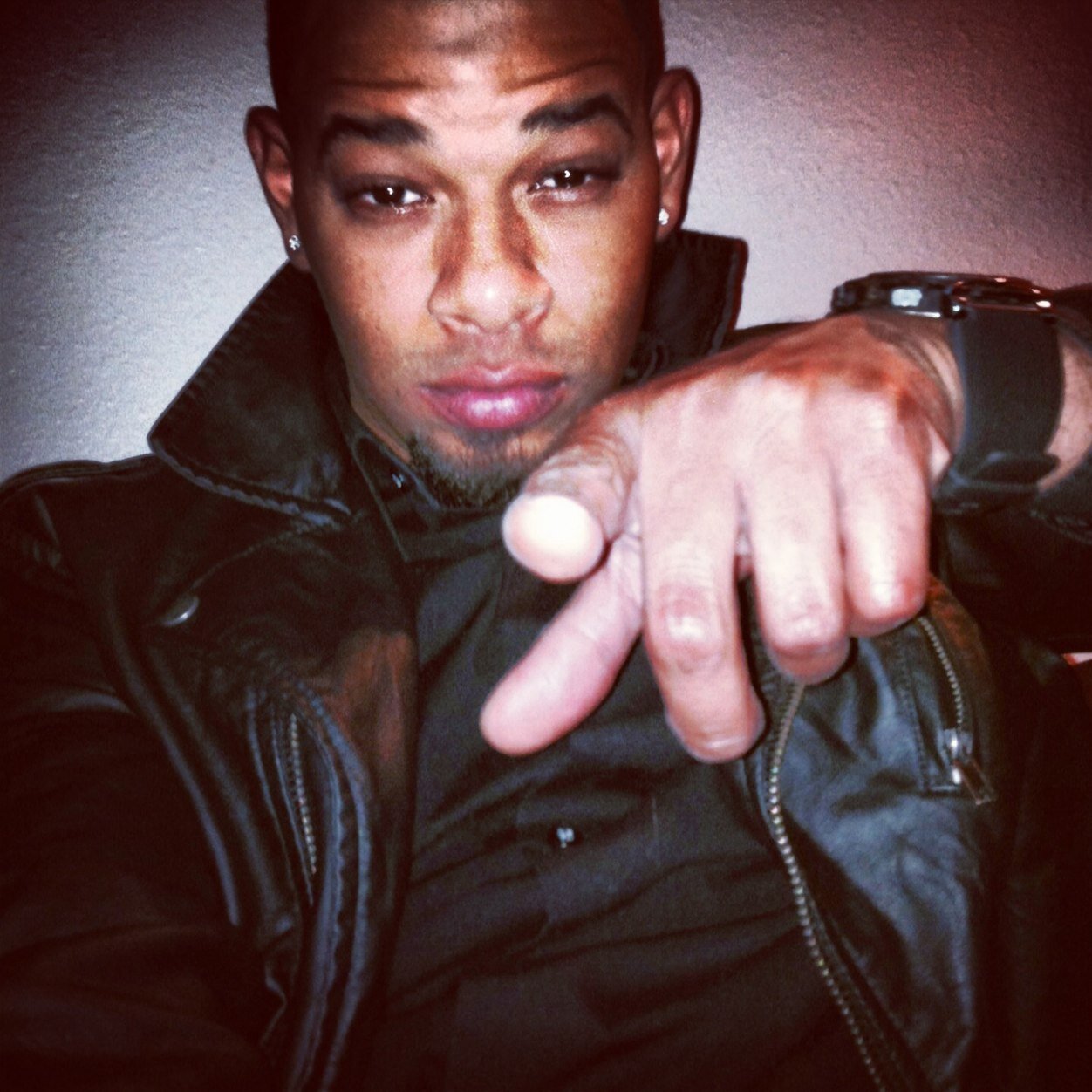 RodneyIam's profile picture. Email: ChefRodB@mail.com IG: Chefrod http://t.co/bWKalJpZBz FB: Rodney Burns
