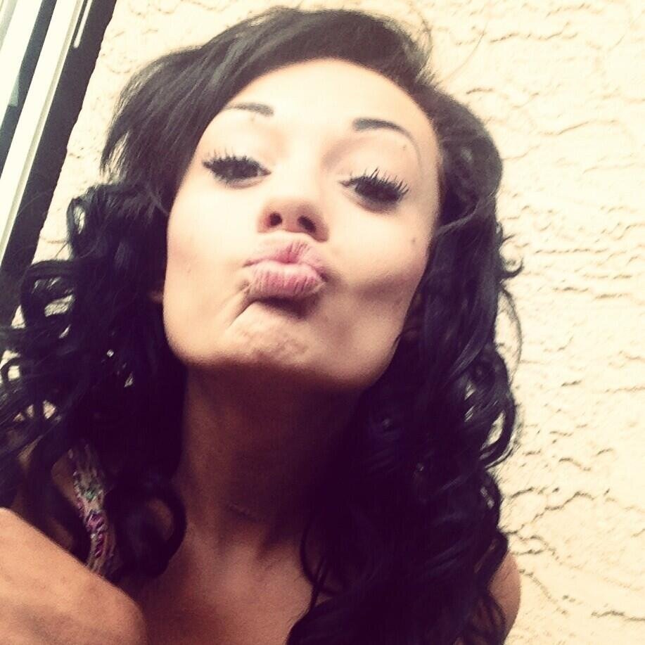 I just want a cute relationship with you.