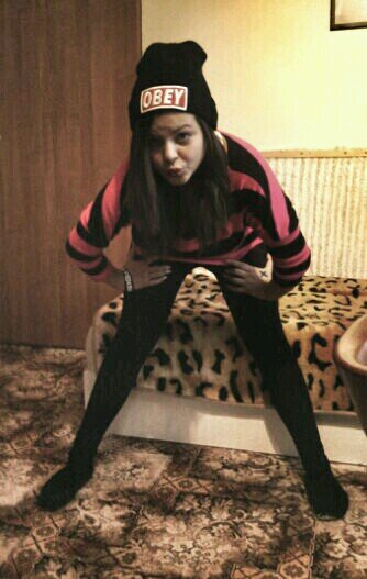 I ma BIG Directioner......Lovatics and HARICEF ...Thank you for every following 3