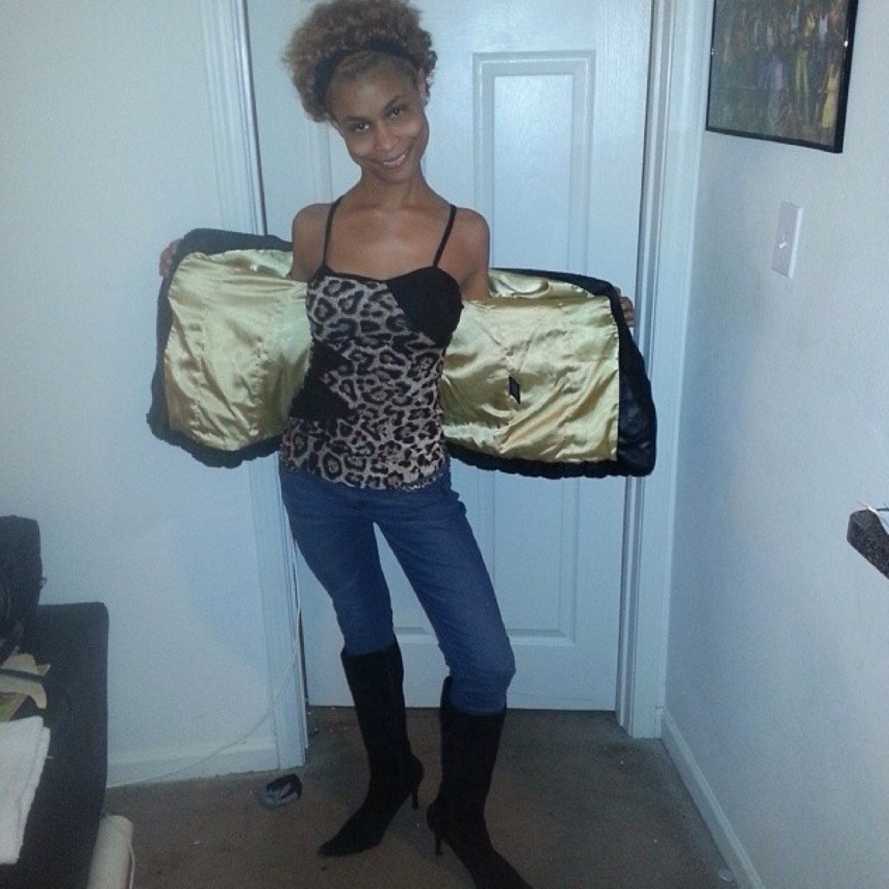 23.. HS c/o 2008.... College Student c/o 2014 cosmetology major and c/o 2016 childcare major.. Future Dr. Shannon Ph.D.. Hair and babies are my life...
