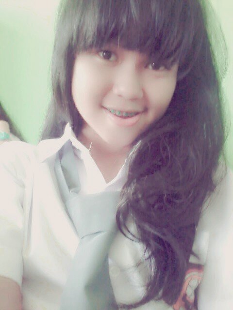 empiit_02's profile picture. Follback?? just mention !! No mention no follback :D || 28 jhs'13 || marketing - 3vhs gravica || ♥ALLAH - ORTU - FAMILY♥ || jakarta-indonesia