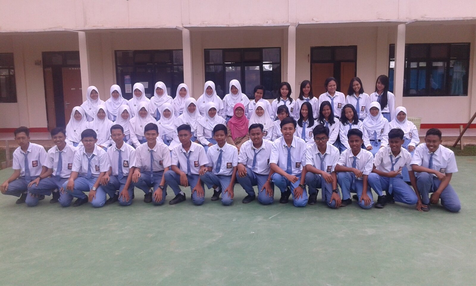 Here we are, not just a friend or bestfriends. But we are FAMILY! | #Smande3 | Mrs. Dini Sensei's Child