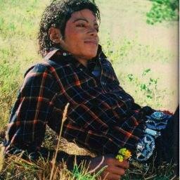 twitter dedicado a todos que amam e curtem Michael Jackson uma homenagem ao nosso king of pop. ( 20/03/11)
