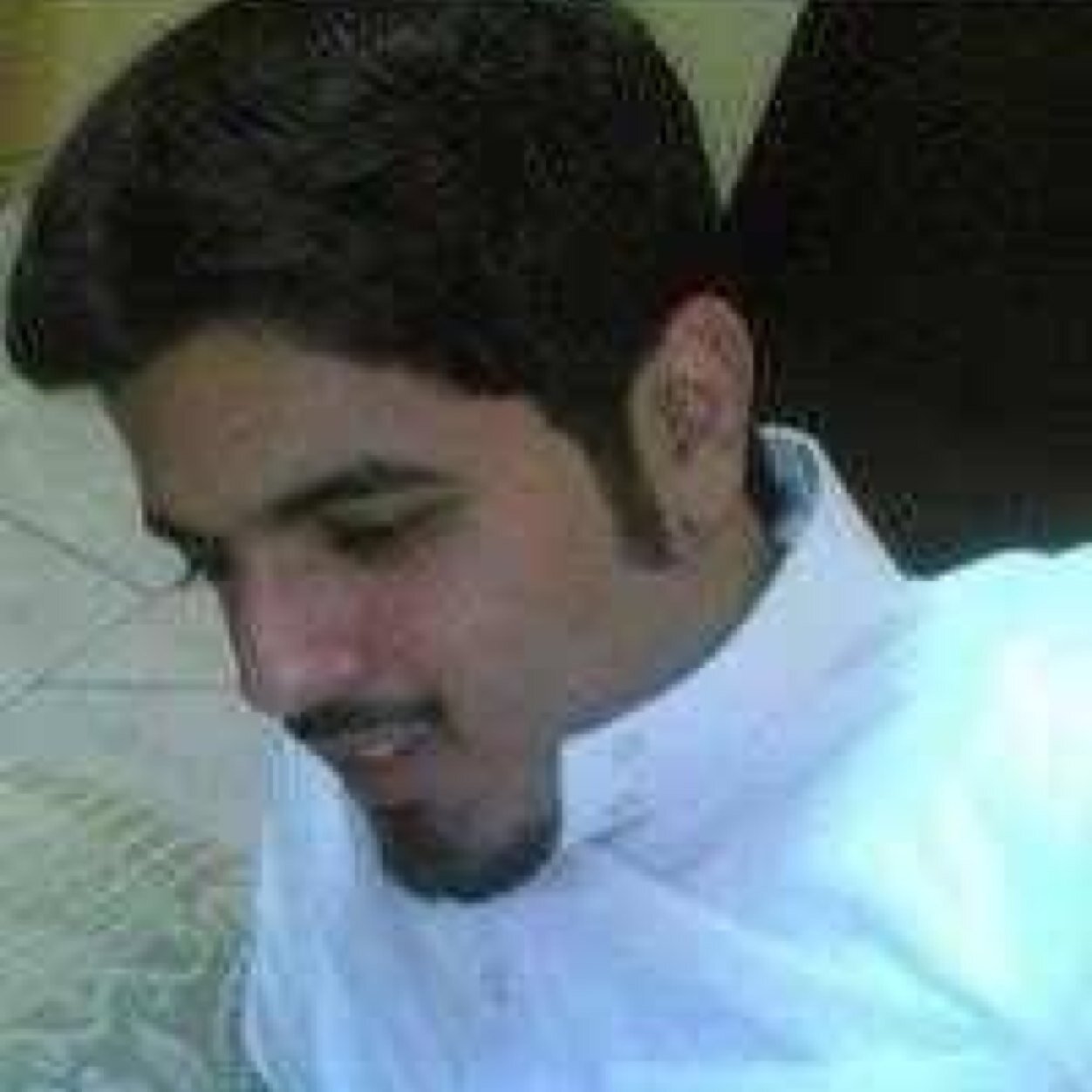 للاستفسار bbm او kik علي 751174BB