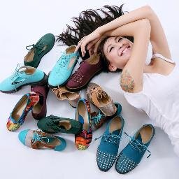 Sophisticated handmade shoe for you who love Fashion, Uniqueness & Dare to be Different!

Instagram : @chielshoes
Phone : +62819 789 9119
Pin BB : 76689CD6