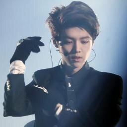 ฟอกลับแอคหลัก @LuIndy_1D