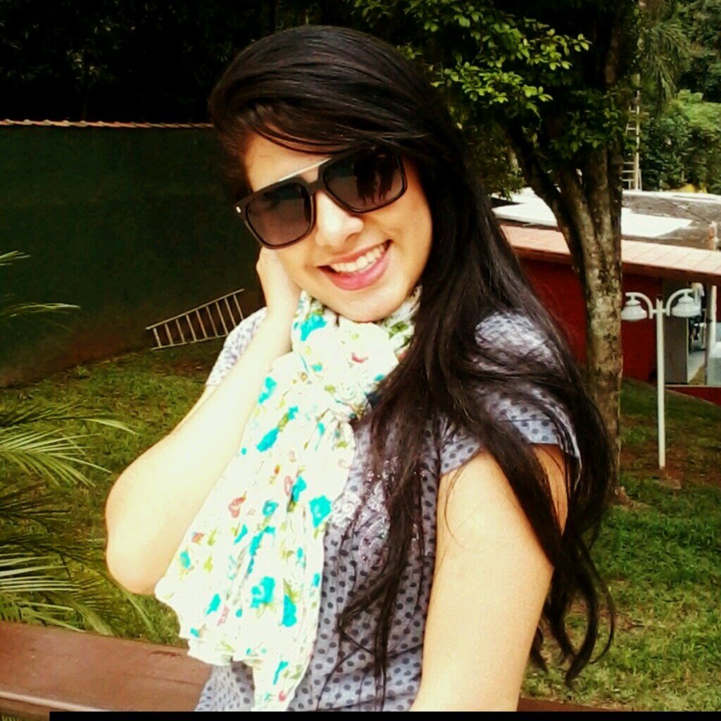 Nem por você nem por ninguém eu me desfaço dos meus planos, quero saber bem mais que os meus vinte e poucos anos!