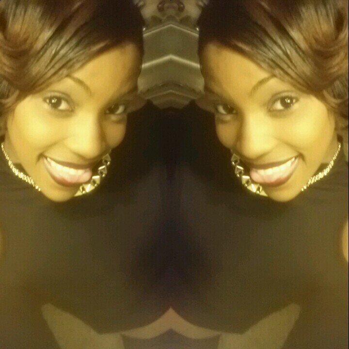 #teamThis #teamThat... that shits #wack... follow me I follow back!! run back && #twitterTHAT ------- IG:Caramella_Bella viewers discretion is advised(⊙o⊙)
