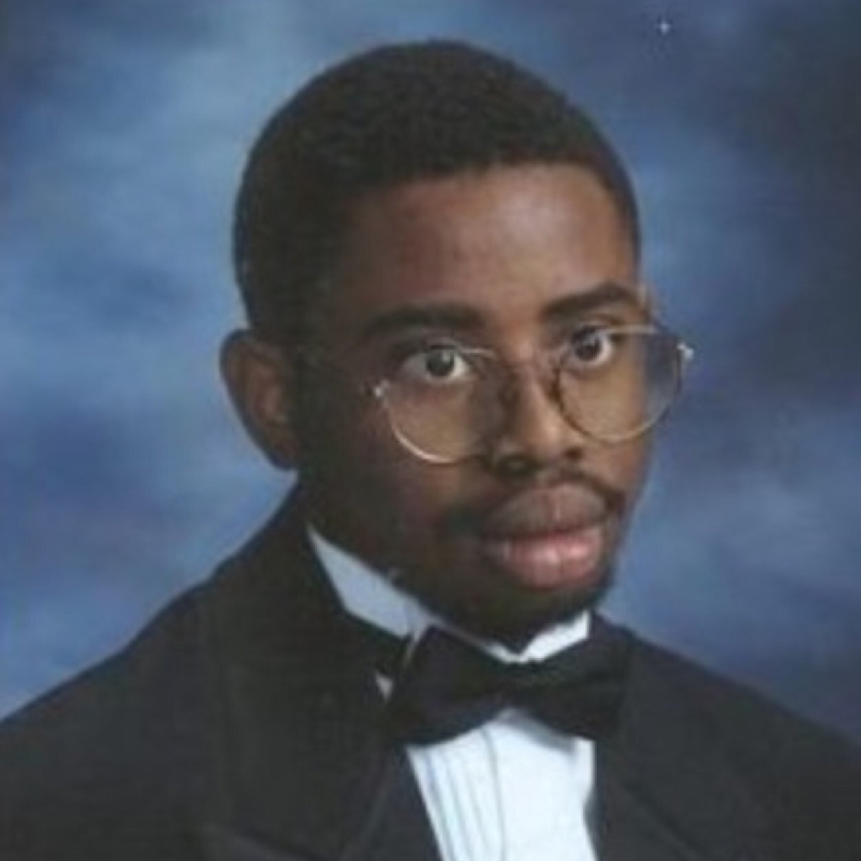 Yo boy tweetin funny a$$ crap all day