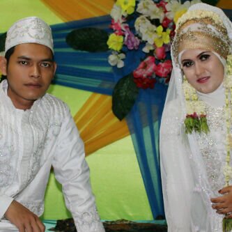 Dia yang membenciku adalah MOTIVASI bagiku. Dia yang mencintaiku menjadi INSPIRASI bagiku