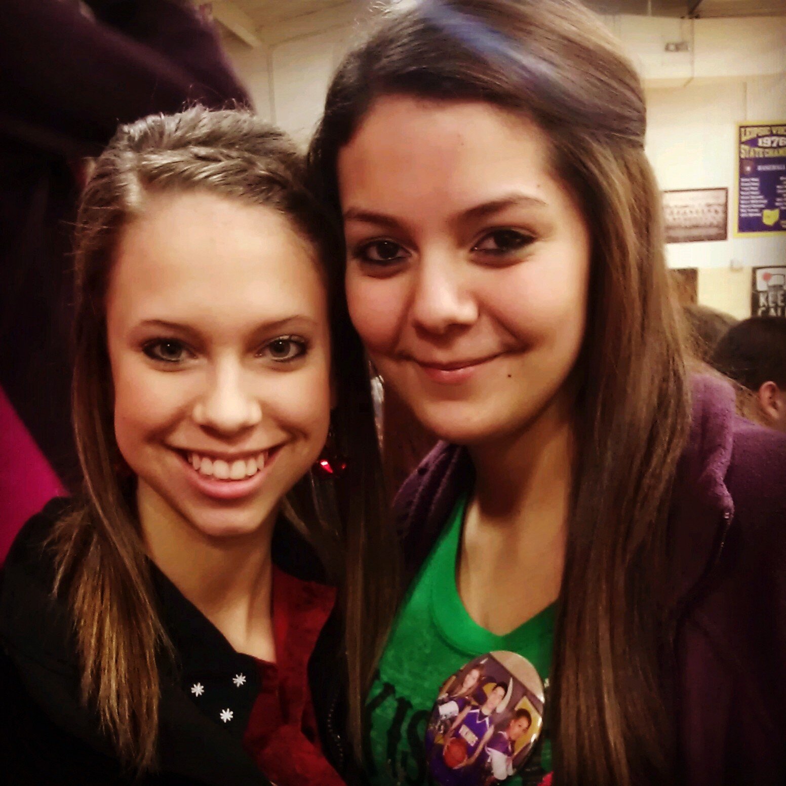 reyna_martin16's profile picture. sophmore at leipsic. rip mommy