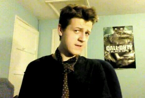 16, Professional COD Player and Founder of Flocho Films. Love playing FPS like COD Ghosts!