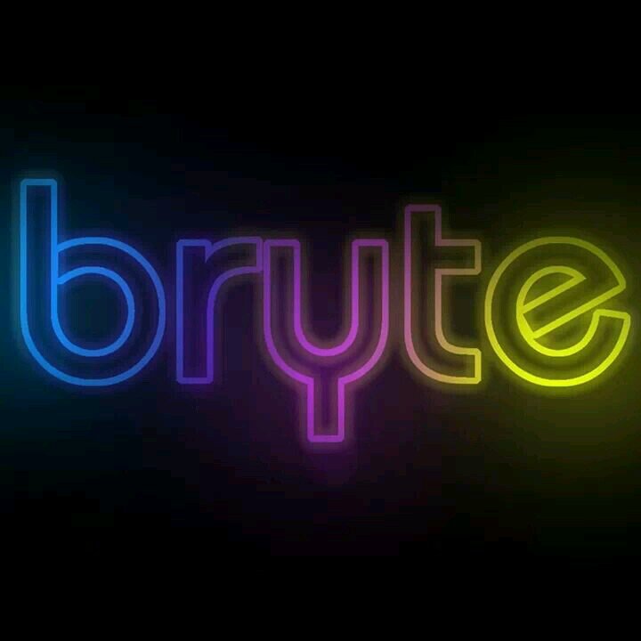 BRYTE is a Touring Body Paint Party featuring DJV!
Twiter/Instagram @BryteTour