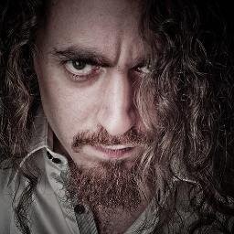 Senior Node.js developer at https://t.co/kOCeka1l2V. I also like playing guitar, video games, karate and photography.