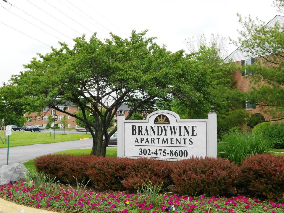 Comfortable Living at a Fraction of the Cost! We offer studios up to two bedroom apartment homes. A destination nestled in a park-like setting.