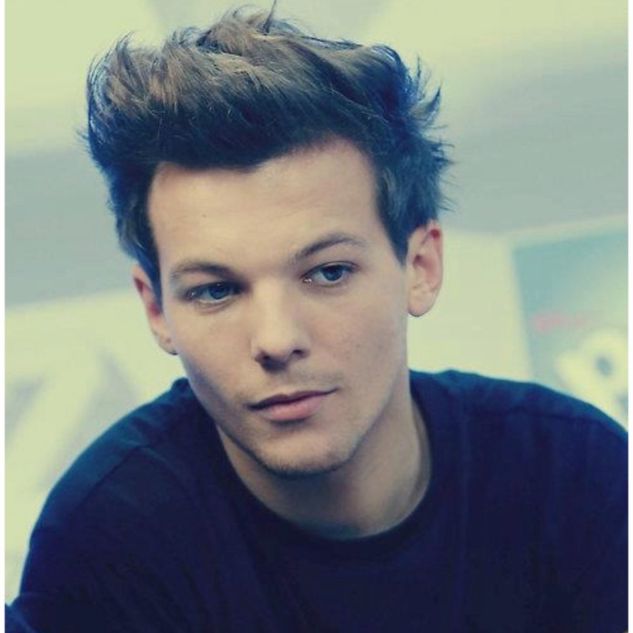 I LOVE ONE DIRECTION
I LOVE LOUIS
I LOVE HARRY
I LOVE ZAYN
I LOVE NIALL
I LOBE LIAM !