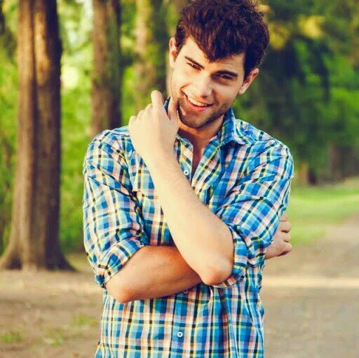 actor.cantante.y guapo