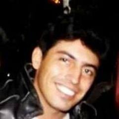 Sou de poucos amigos, porém verdadeiros...