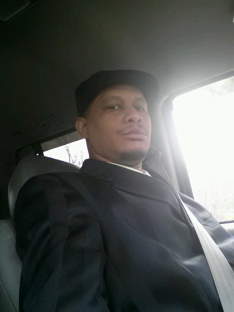 #teamfollowback- I'm just me, i just tweet wht i feel...sumtymes good, sumtymes bad, crazy, happy, sad....like it or not this is who I am