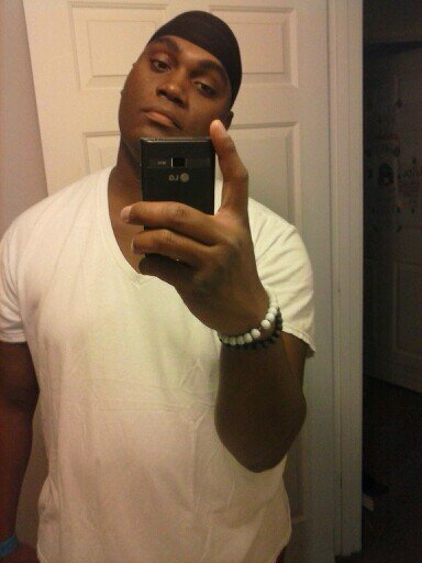 I'm 30 I'm in medical school and a district manager i love thick white girls tattoes and fast cars
