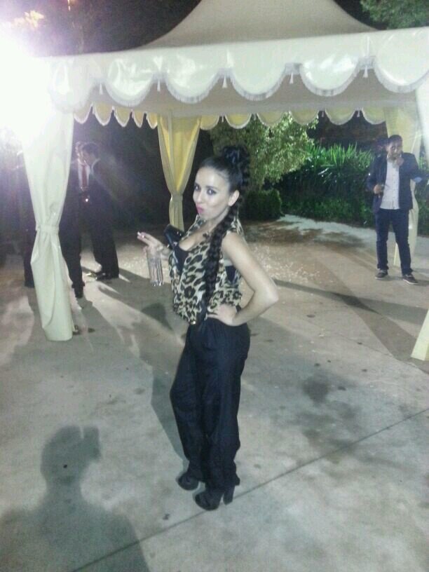 es infinitamente mas bonito que te digan TE QUIERO que tener que imaginartelo ♥