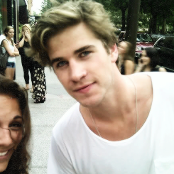 (liam hemsworth, straight)