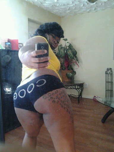 THE ONLY PEOPLE WHO I CARE BOUT IS GOD, MY KIDS, N MY KOBE! MESS WITH THEM N IM TAKING YA ASS ALL UP N THRU DERE.....