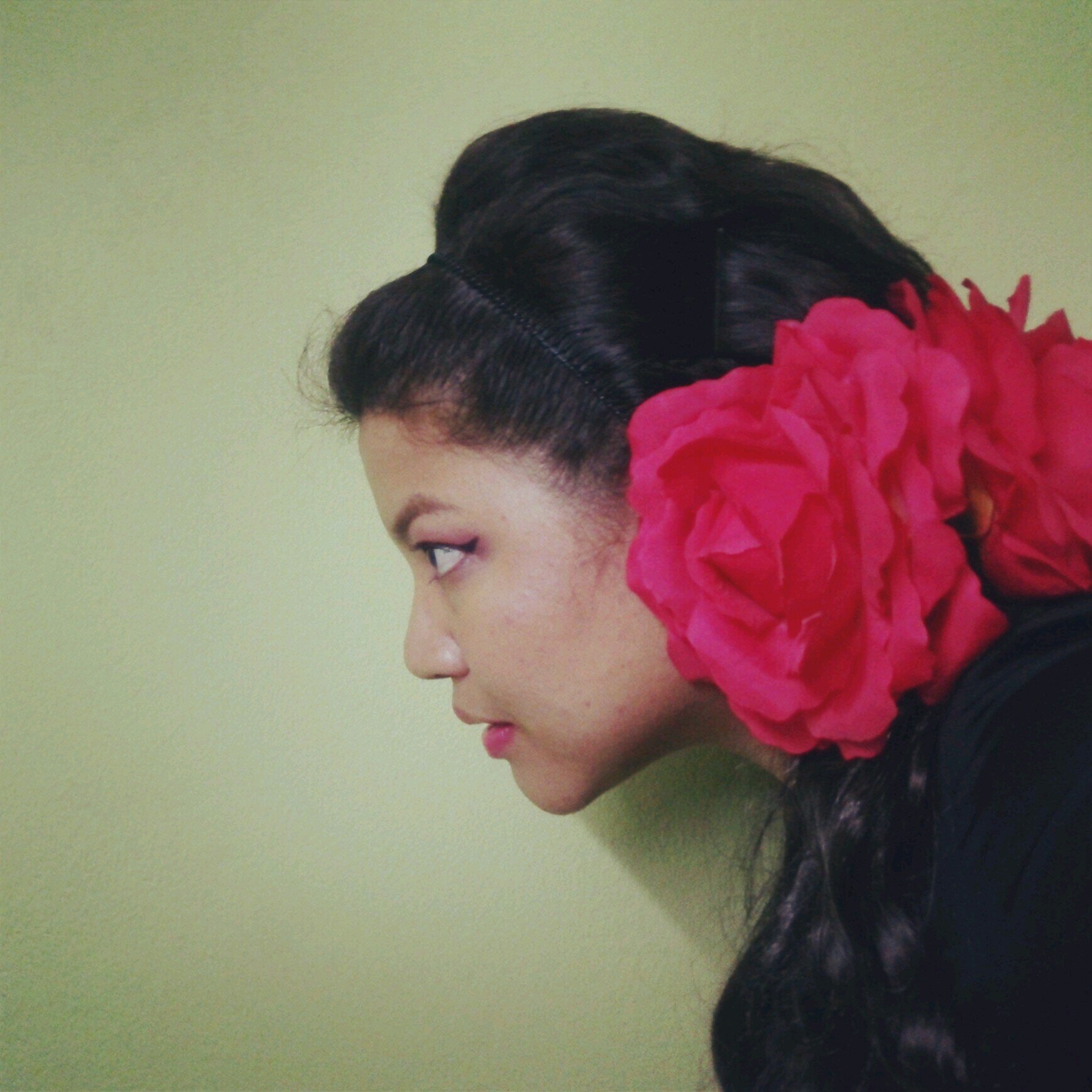 NaaM_Jariya's profile picture. Music lover, Bookworm, Traveller & Indy Photographing Lover I am.