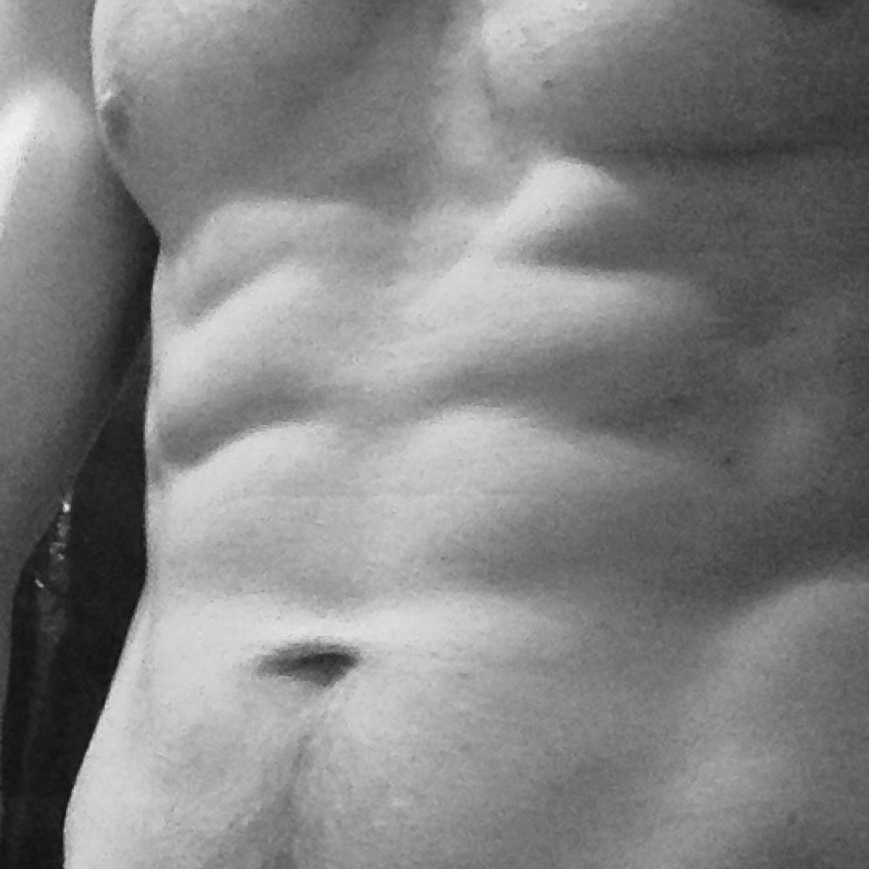 Dilf. Secret account to chat with a few people & hopefully turn some people on. Not looking to have a million followers or buy any pics. Big dick 41, 18+ only
