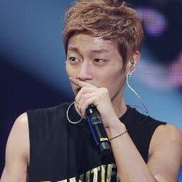 คนไม่เกรียนที่รักเธอนะครับ จุ๊บุ๊ ■▽■

 •●■นักบอลหมายเลข32■●•

ดู๋ วัดดาว