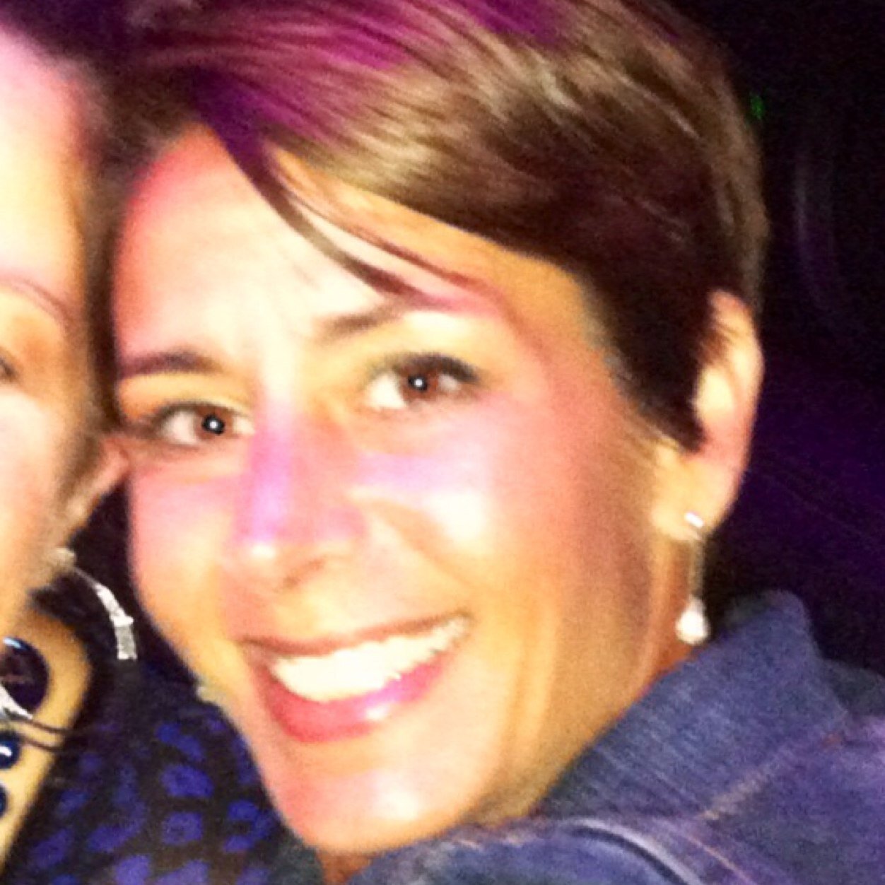 nikki823's profile picture. 