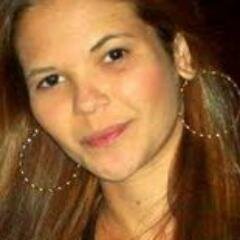 Mineira, ariana ,estudante de farmácia , de bem com a vida