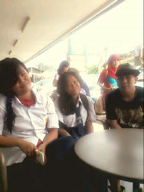 Famelyaaanasta's profile picture. 