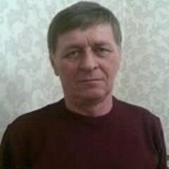 Учеба: 1959-1969  Курская КСШ №1, 1973-1978
СКГМИ г Орджоникидзе СОАССР
Работа: 1978-1991 Садонский рудник СОАССР, 1991-2011  Курское ПЭС, с 2011 -пенсионер