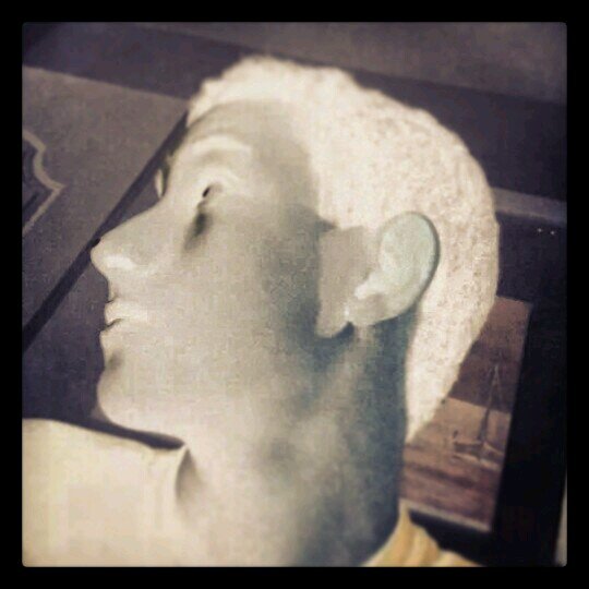 soy responsable de lo q diga no de lo q entiendas.♡