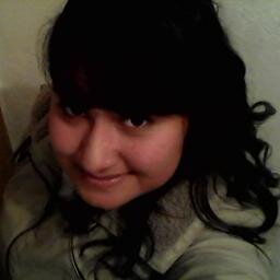 hola :) como ven me gusta @_snuppy08 y muchoooo ... me gusta escuchar todo tipo de musica (pero en especial banda ) ...
