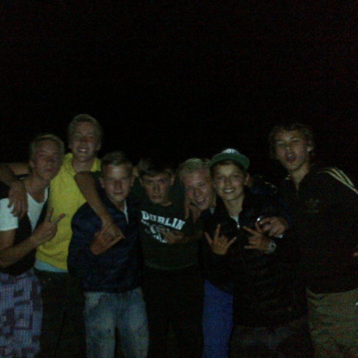 ~ BSM Bennebroek C1~ 
Bitches komen en gaan, maar echt homie's blijven bestaan