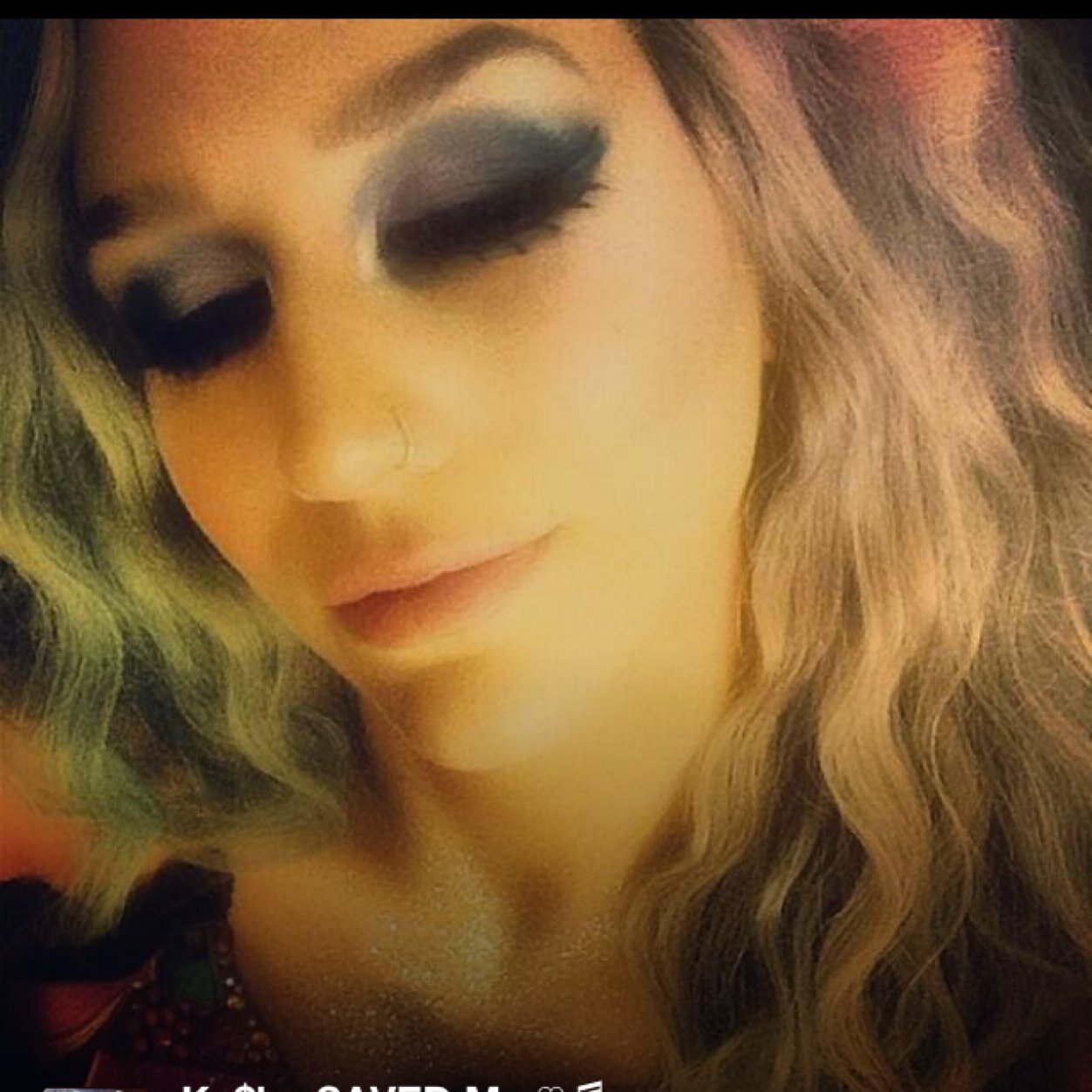 ✨ #FollowMeGlitterQueen ✨