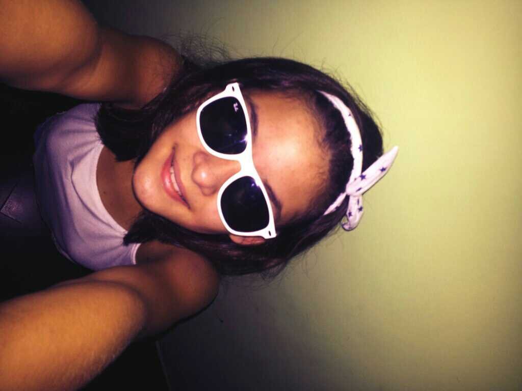 soy directioner and mahomie forever!! seguime y te sigo Follow me and Follow back!!