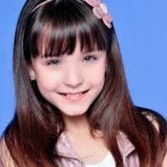 Larissa Manoela, I essa dai brilha mais que o sol a lua e as estrelas junto. Lari Me Follow 04/01 23:30