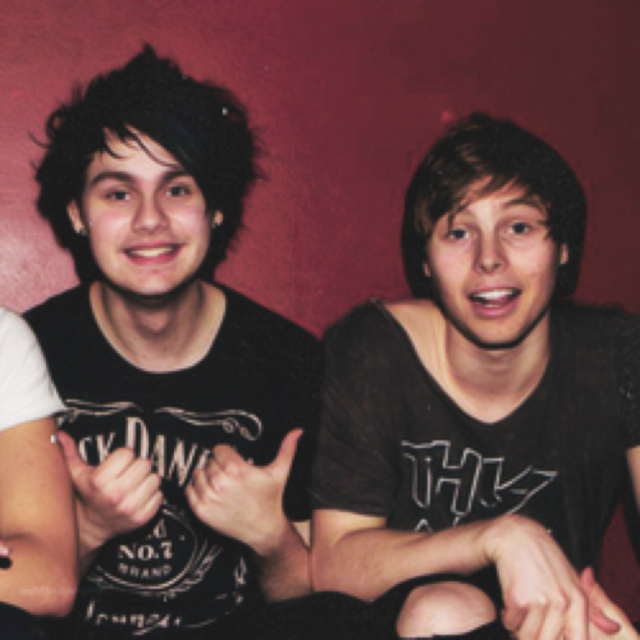 Dontfollow33's profile picture. Follow @kaleelizabeth instead of this account