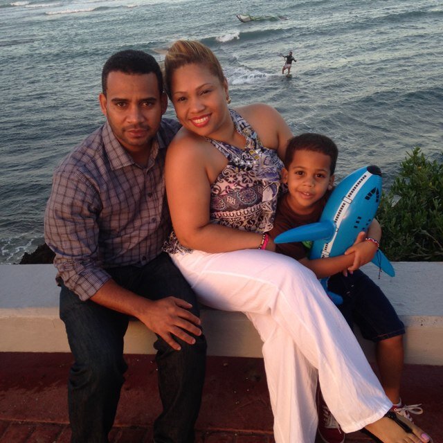 Hija, Madre y Esposa, amo estar con mi familia y amistades... Me gustan las Playas y las Orquideas