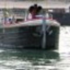 ALTERNATPENICHE's profile picture. Une péniche pour tous, inter-associative, pour la paix, les solidarités et le dialogue des cultures, salle polyvalente 100 personnes