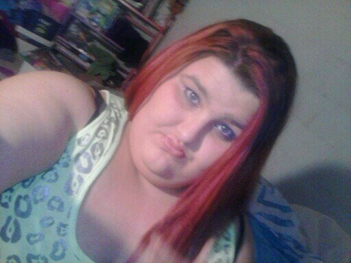 I am 14 years old I have 5 other siblings I love my family and friends ai love one direction and Justin bieber I play basket ball volleyball and cheerleading3
