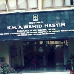Official Twitter Lembaga Eksekutif Mahasiswa Fakultas Ilmu Agama Islam UII. FACEBOOK : http://t.co/L1v0nYxlTu Email : lemfiaiuii@gmail.com
