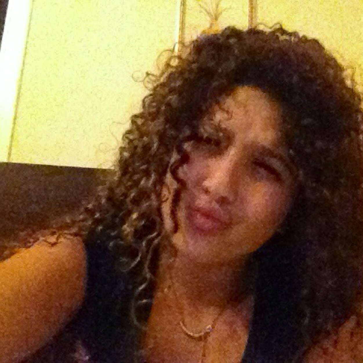 Follow me and follow back :) !!