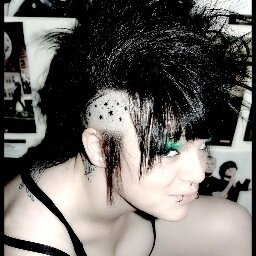 Punk amante, madre, hija única.