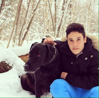 robinjaros's profile picture. 